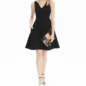 Banana Republic Petite 0 Black Swing Dress